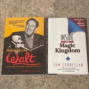 Disney Book Bundle 📚